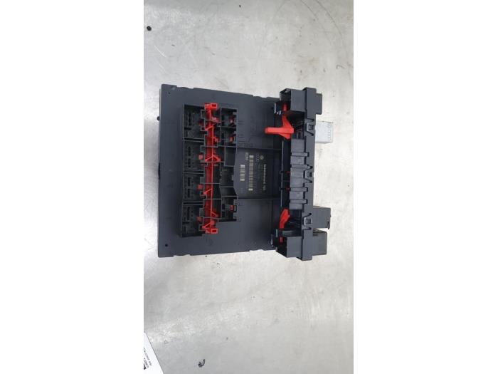Used Body control computer Volkswagen Golf V (1K1) 1.6 FSI 16V Price € 44,99 Margin scheme offered by De Witte Boerderij AutoMotive
