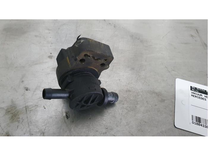 Robinet de réservoir de carburant – 4701593