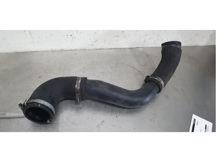 Gebrauchte Intercooler Rohr Ford Focus Preis € 35,00 Margenregelung angeboten von De Witte Boerderij AutoMotive