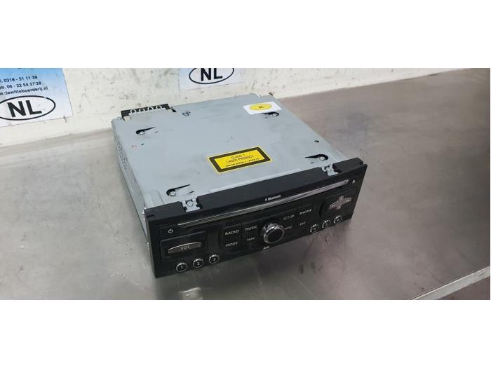 Radioodtwarzacz CD z Peugeot 5008 I (0A/0E) 1.6 THP 16V 2012