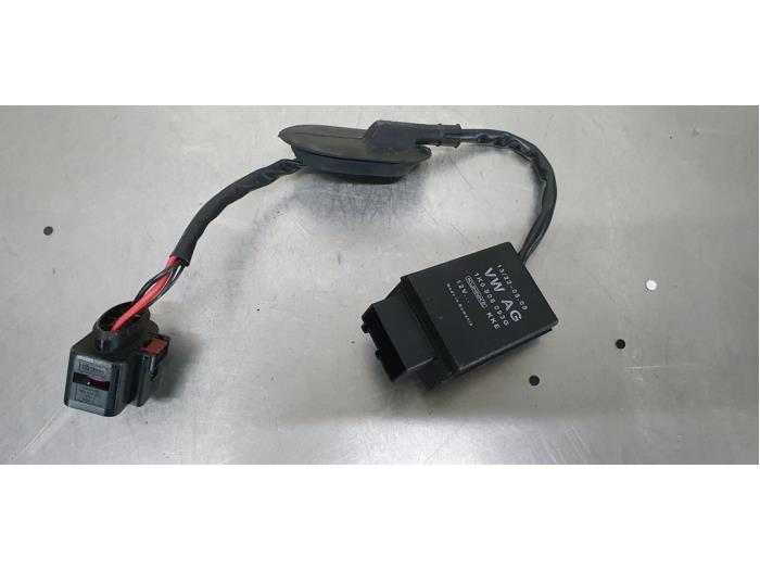 Usagé Module pompe carburant Seat Ibiza IV SC (6J1) 1.2 TSI Prix € 25,00 Règlement à la marge proposé par De Witte Boerderij AutoMotive