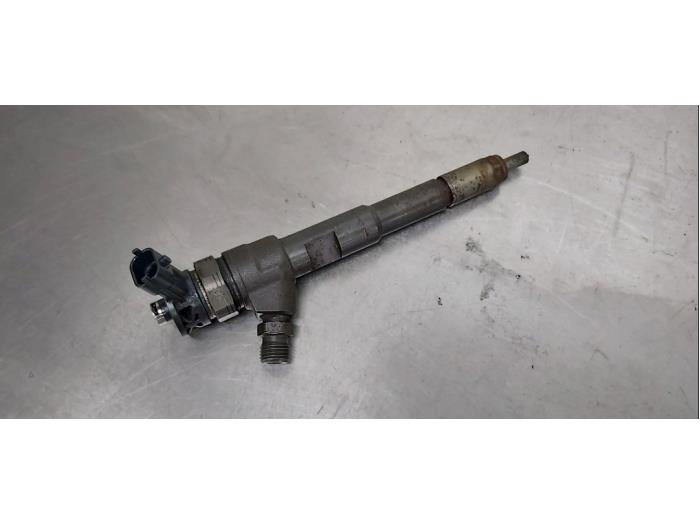 Usagé Injecteurs Mercedes Citan (415.7) 1.5 108 CDI Crewbus Prix € 75,00 Règlement à la marge proposé par De Witte Boerderij AutoMotive