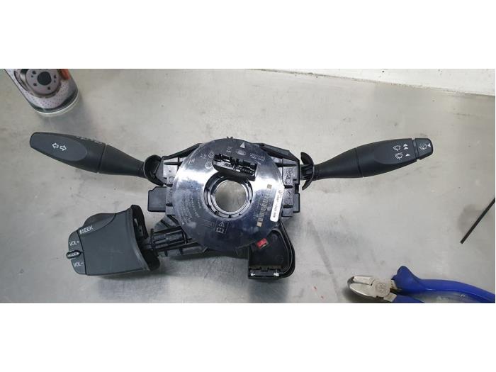 Steering column stalks with part number 13N064BA stock