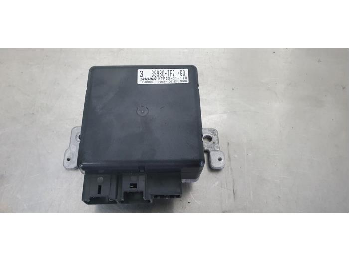 Usagé Ordinateur direction assistée Honda Jazz (GE6/GE8/GG/GP) 1.3 VTEC 16V Hybrid Prix € 35,00 Règlement à la marge proposé par De Witte Boerderij AutoMotive