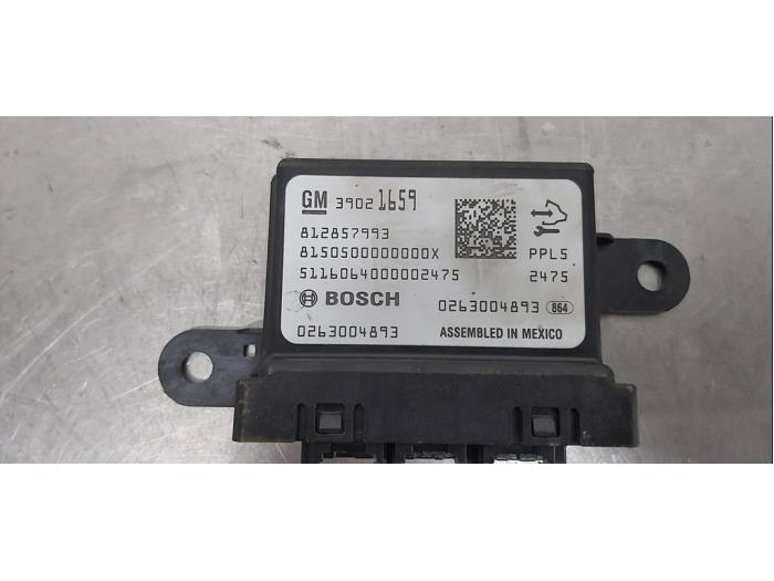 Begagnade PDC-modul Opel Corsa E 1.0 SIDI Turbo 12V Pris € 20,00 Marginaltabell erbjuds av De Witte Boerderij AutoMotive