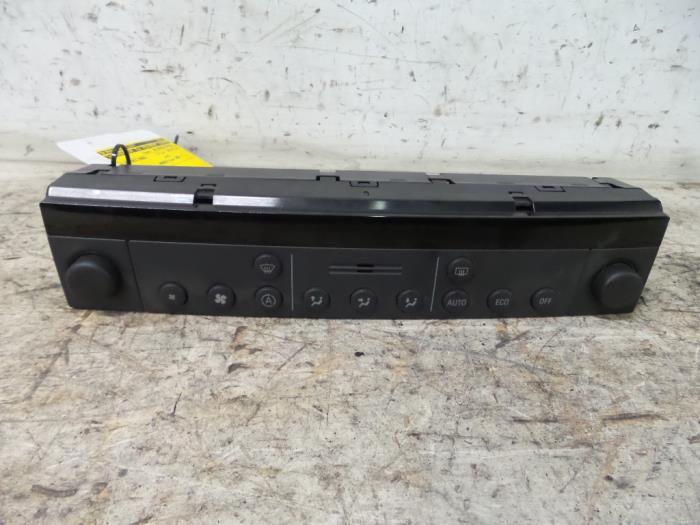 Gebrauchte Climatronic Panel Opel Omega B (25/26/27) 2.5 DTI 24V Preis € 100,00 Margenregelung angeboten von De Witte Boerderij AutoMotive