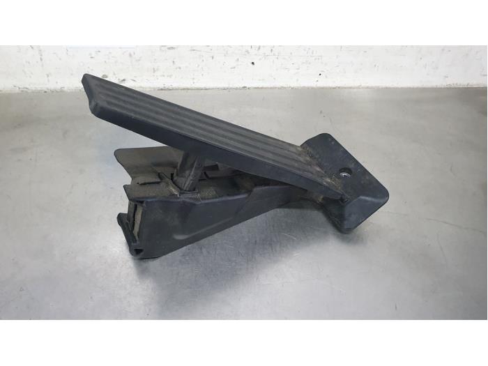 Throttle pedal position sensor BMW 3 serie 320d 2.0 16V