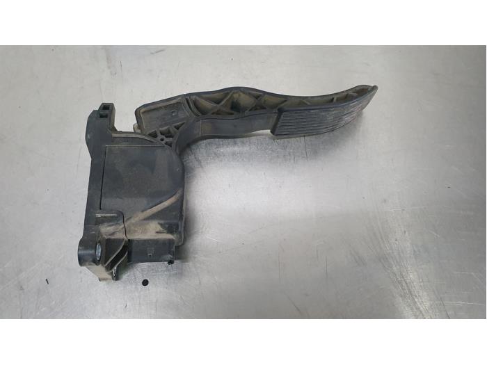 Begagnade Gaspedalsensor Volkswagen Crafter 2.0 BiTDI Pris € 10,00 Marginaltabell erbjuds av De Witte Boerderij AutoMotive