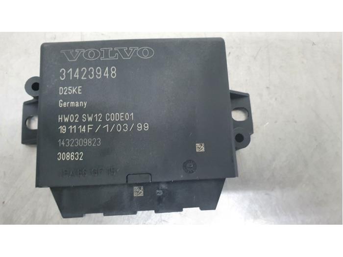 Begagnade PDC-modul Volvo V40 (MV) 2.0 D4 16V Pris € 50,00 Marginaltabell erbjuds av De Witte Boerderij AutoMotive