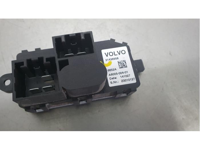 Résistance chauffage d'un Volvo V40 (MV) 2.0 D4 16V 2014