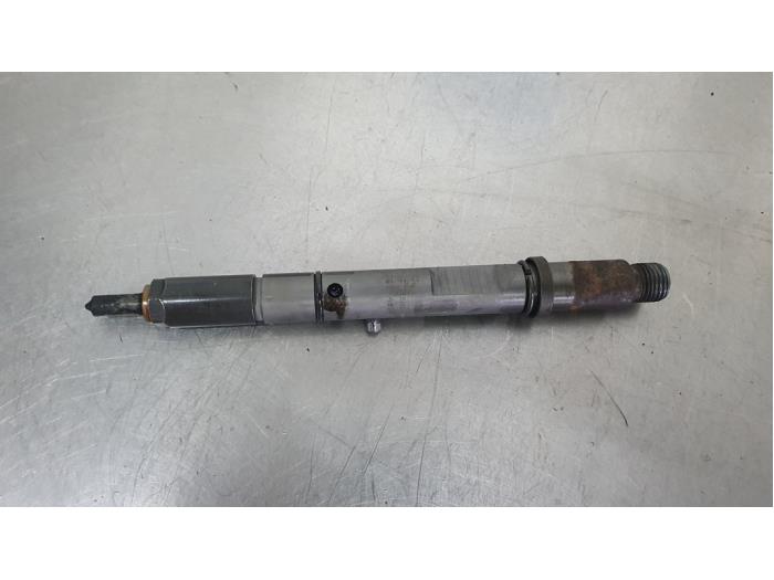 Usagé Injecteurs Audi A6 Avant (C5) 2.5 TDI V6 24V Prix € 70,00 Règlement à la marge proposé par De Witte Boerderij AutoMotive