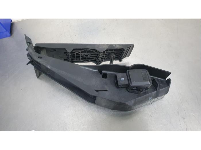 Gebrauchte Gaspedalposition Sensor BMW 3 serie (E92) 335i 24V Preis € 10,00 Margenregelung angeboten von De Witte Boerderij AutoMotive