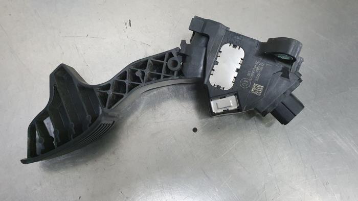 Begagnade Gaspedalsensor Toyota Yaris III (P13) 1.5 16V Dual VVT-iE Pris € 10,00 Marginaltabell erbjuds av De Witte Boerderij AutoMotive