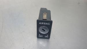 Used Airbag switch Seat Altea (5P1) 2.0 FSI 16V Price € 10,00 Margin scheme offered by De Witte Boerderij B.V.