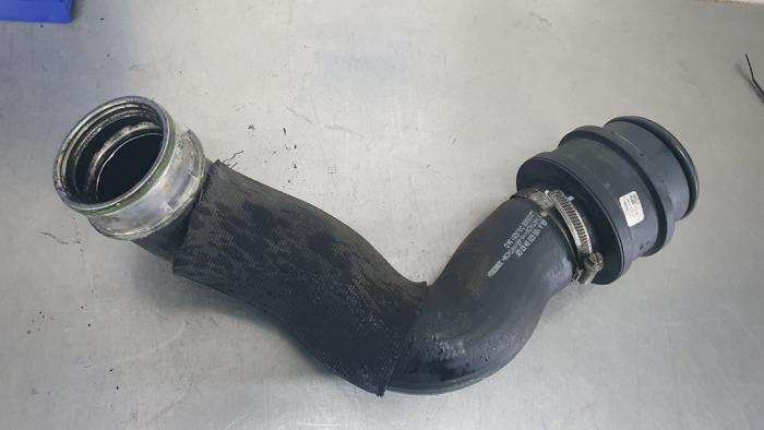 Gebrauchte Intercooler Schlauch Mercedes A (W169) Preis € 35,00 Margenregelung angeboten von De Witte Boerderij AutoMotive