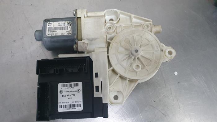 Door window regulator motor