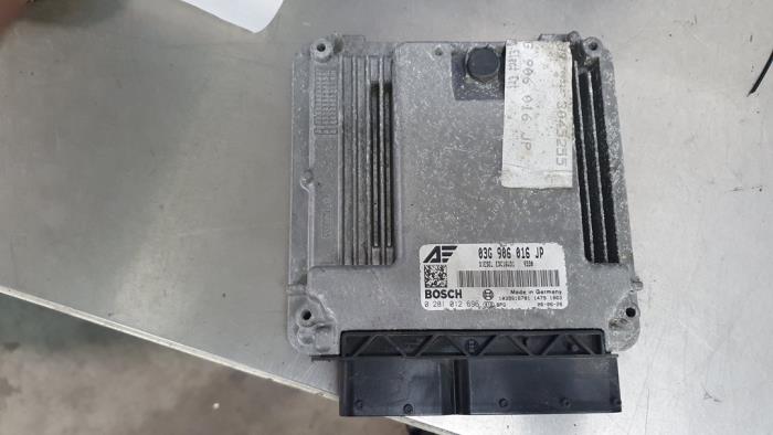 Used Engine management computer Volkswagen Sharan Price € 150,00 Margin scheme offered by De Witte Boerderij AutoMotive