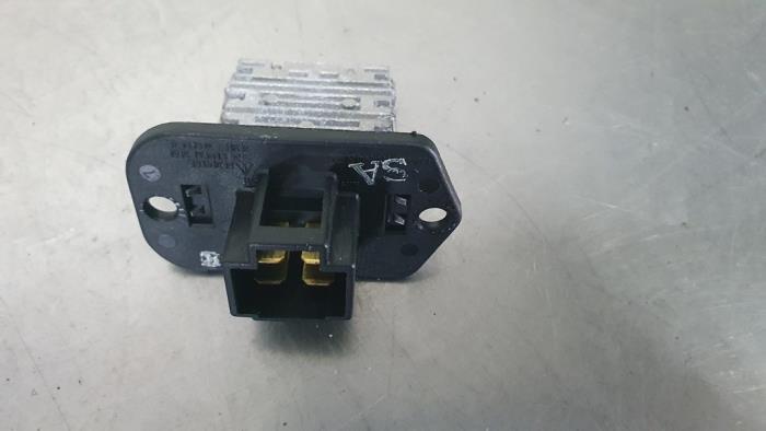Heater resistor from a Kia Picanto (BA) 1.0 12V 2007