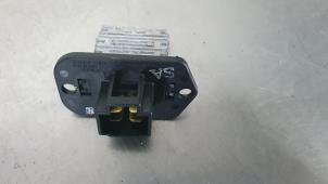 Used Heater resistor Kia Picanto (BA) 1.0 12V Price € 10,00 Margin scheme offered by De Witte Boerderij B.V.