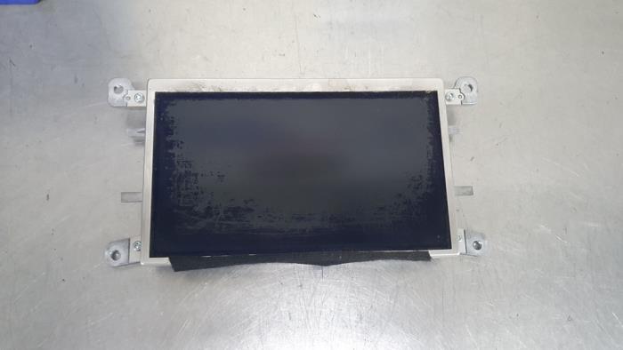 Begagnade Innerdisplay Audi A4 Pris € 50,00 Marginaltabell erbjuds av De Witte Boerderij AutoMotive