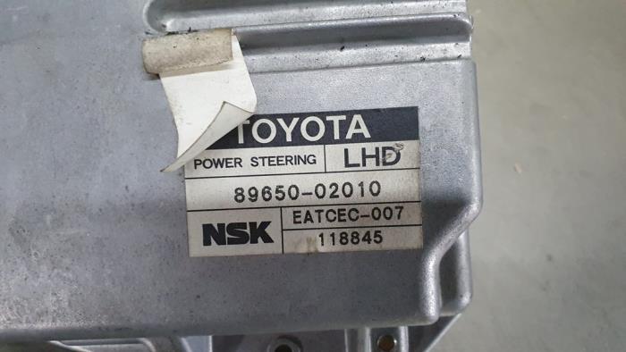 Usagé Ordinateur direction assistée Toyota Corolla (E12) 1.8 16V TS VVT-i Prix € 35,00 Règlement à la marge proposé par De Witte Boerderij AutoMotive
