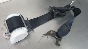 Used Front seatbelt, left BMW 3 serie (E90) 325i 24V Price € 15,00 Margin scheme offered by De Witte Boerderij B.V.
