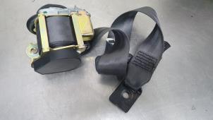 Used Rear seatbelt tensioner, left Renault Megane II CC (EM) 2.0 16V Price € 25,00 Margin scheme offered by De Witte Boerderij B.V.