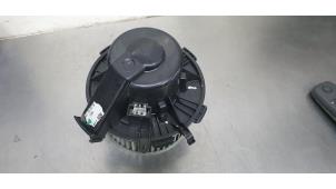 Used Heating and ventilation fan motor Mercedes Sprinter 3,5t (906.63) 316 CDI 16V Price € 35,00 Margin scheme offered by De Witte Boerderij B.V.