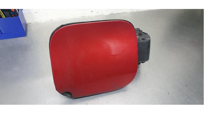 Tank cap cover from a Renault Captur (2R)  2018