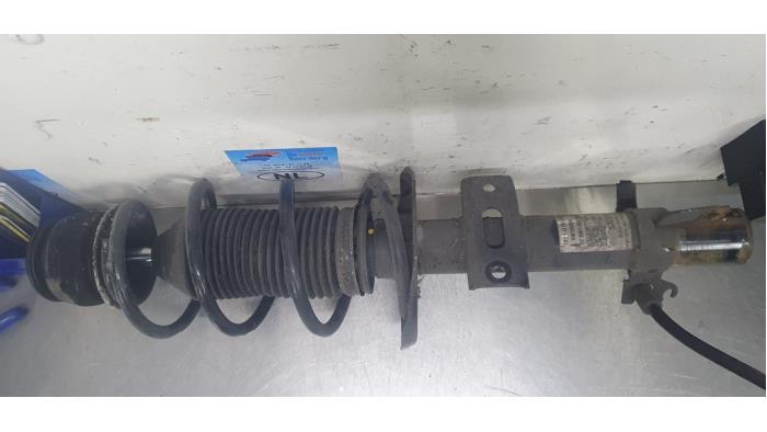 Front shock absorber rod, right from a Seat Mii  2014