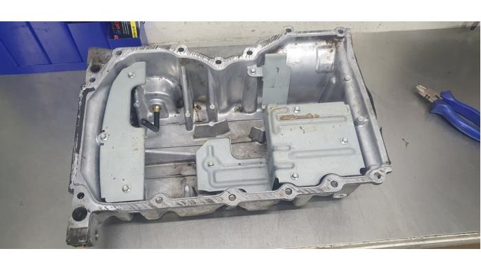 Gebrauchte Ölwanne Landrover Evoque Preis € 150,00 Margenregelung angeboten von De Witte Boerderij AutoMotive