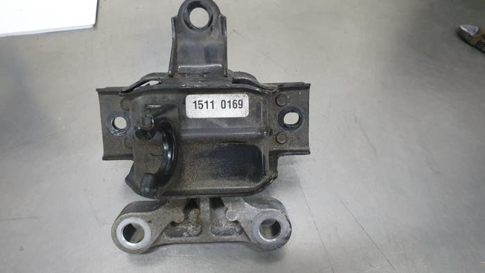 Used Engine mount Opel Karl Price € 20,00 Margin scheme offered by De Witte Boerderij AutoMotive