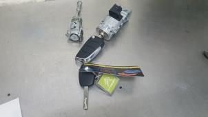 Used Set of locks Citroen C4 Berline (NC) 1.6 BlueHDI 100 Price € 75,00 Margin scheme offered by De Witte Boerderij B.V.