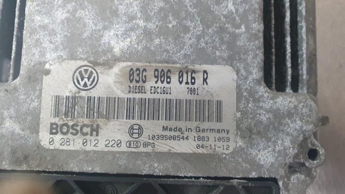Steuergerät Motormanagement van een Volkswagen Golf Plus 2005