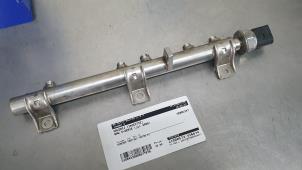 Used Fuel injector nozzle BMW 3 serie (E90) 318i 16V Price € 35,00 Margin scheme offered by De Witte Boerderij B.V.