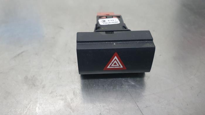Panic lighting switch from a Toyota ProAce 2.0 D-4D 177 16V Worker 2019