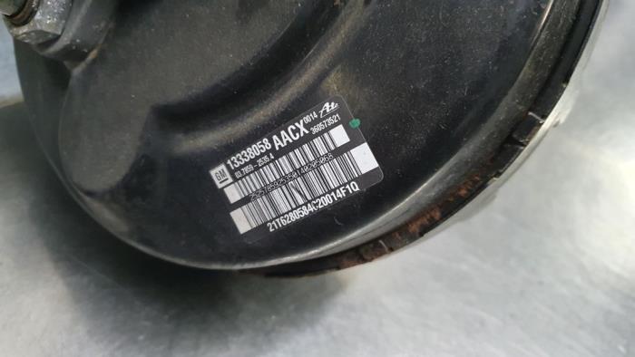 Usagé Servo frein Opel Astra J (PC6/PD6/PE6/PF6) 1.6 16V Ecotec Prix € 50,00 Règlement à la marge proposé par De Witte Boerderij AutoMotive