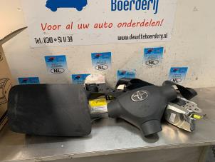 Gebrauchte Vollzähligkeit Airbags Toyota Aygo (B10) 1.0 12V VVT-i Preis € 200,00 Margenregelung angeboten von De Witte Boerderij B.V.
