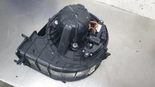 Used Heating and ventilation fan motor BMW X6 (F16) M50d 3.0 24V Price € 125,00 Margin scheme offered by De Witte Boerderij B.V.
