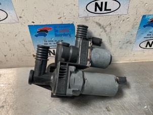 Used Electric heater valve BMW 3 serie Compact (E46/5) 318ti 16V Price € 45,00 Margin scheme offered by De Witte Boerderij B.V.
