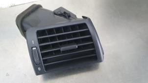 Used Dashboard vent BMW 3 serie Compact (E46/5) 318ti 16V Price € 10,00 Margin scheme offered by De Witte Boerderij B.V.