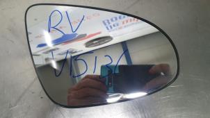Used Mirror glass, right Toyota Aygo (B40) 1.0 12V VVT-i Price € 15,00 Margin scheme offered by De Witte Boerderij B.V.