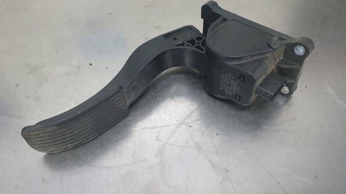 Gebrauchte Gaspedalposition Sensor Mercedes Sprinter 3,5t (906.63) 316 CDI 16V Preis € 10,00 Margenregelung angeboten von De Witte Boerderij AutoMotive
