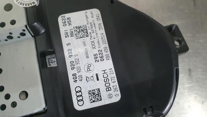 Cuentakilómetros de un Audi A6 Avant (C7) 2.0 TDI 16V 2014