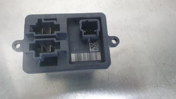 Heater resistor from a Toyota ProAce 2.0 D-4D 177 16V Worker 2019