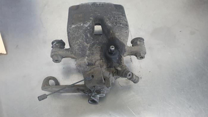 Rear brake calliper, left from a Toyota ProAce 2.0 D-4D 177 16V Worker 2019