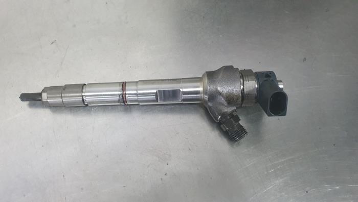 Usagé Injecteurs Seat Leon ST (5FF) 1.6 TDI Ecomotive 16V Prix € 75,00 Règlement à la marge proposé par De Witte Boerderij AutoMotive