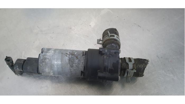 Bomba de agua adicional de un Seat Alhambra (7V8/9) 2.8 V6 24V 4 2002