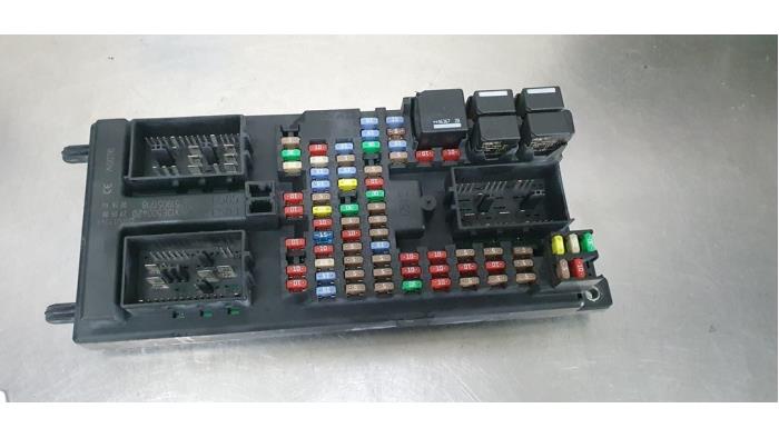 Fuse box Landrover Range Rover - 519051718