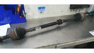 Used Front drive shaft, right Opel Insignia 1.8 16V Ecotec Price € 50,00 Margin scheme offered by De Witte Boerderij B.V.
